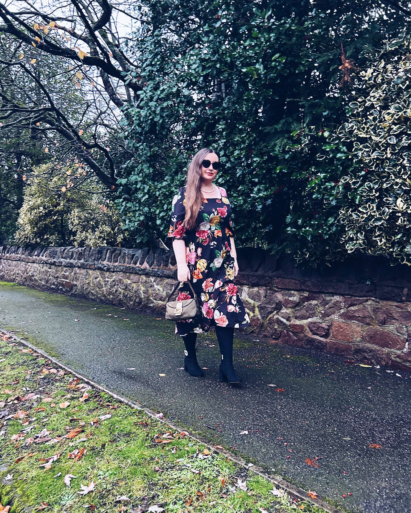 Botanical Floral Print Midi Dress Outfit