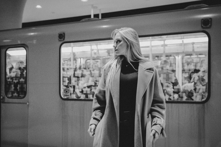 How to Style a Camel Coat for Autumn Weekends